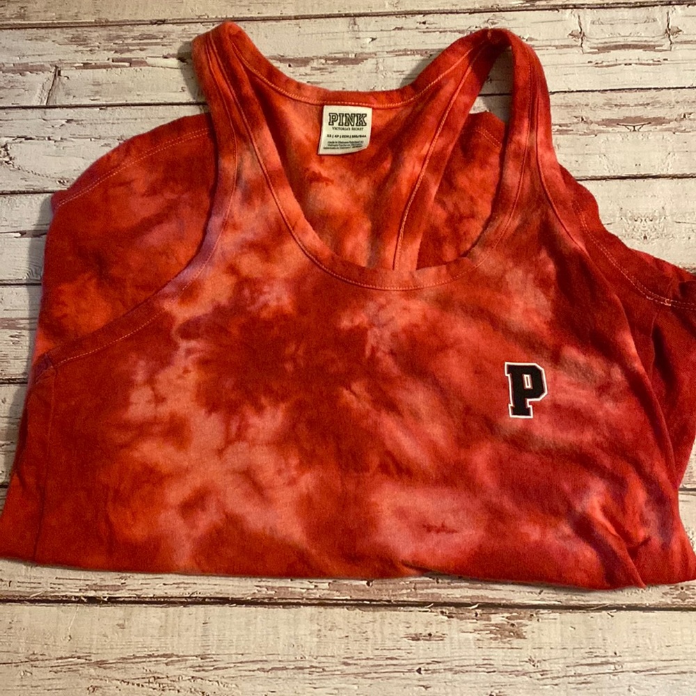 Victoria’s Secret tank